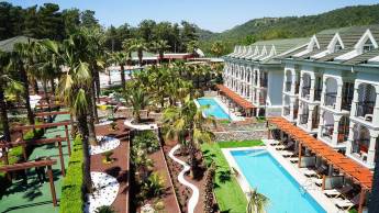 Green Forest Holiday Village