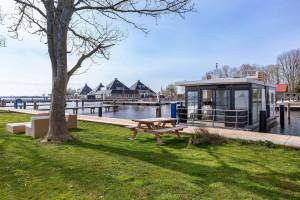 Houseboat Aqua Dolce met tuin - Paviljoenwei 4-12 | Sneek (Offin
