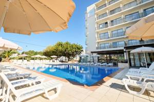 AzuLine Hotel S'Anfora & Fleming