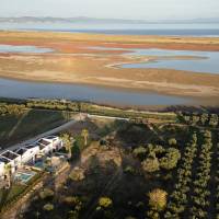 Flamingo View Suites & Villas