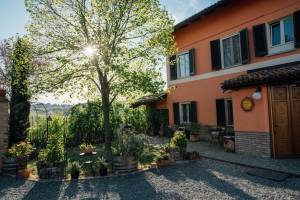 Umgeben von Weinbergen im Herzen des Monferrato