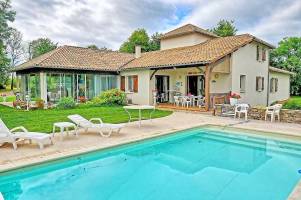 Vakantiehuis in met zwembad, in Dordogne-Limousin.
