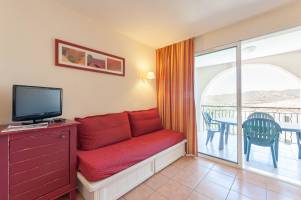 Pont Royal en Provence S4p NR