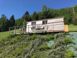 La roulotte d'Heidi in der Auvergne: Naturaufenthalt in Savoyen,