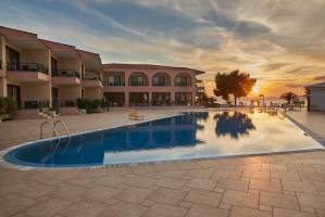 Toroni Blue Sea Hotel&Spa