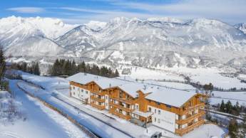 Skylodge Alpine Homes