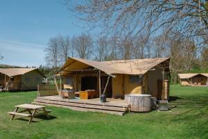 Glamping tent La Gran Vida Hottub | 7 Pers.