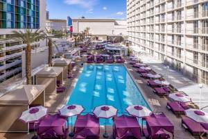 Harrah’s Las Vegas–A Caesars Rewards Destination