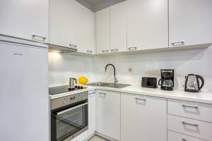 Cikat Bay Modern Apartment