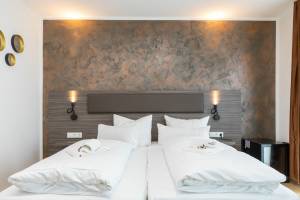 Central Hotel & Lounge Adult Only