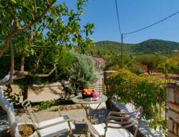 Huize Dina op Ithaki, 8 dagen