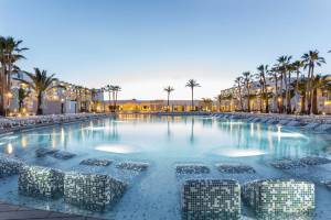 Grand Palladium White Island Resort en Spa