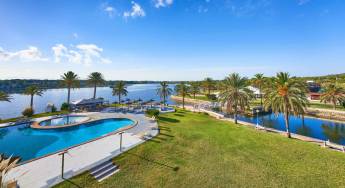 BlueBay BelleVue Club