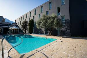 PoMo Hotel&Restaurant