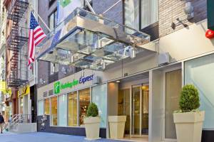 Holiday Inn Express Wall Street