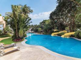 Hong Kong Gold Coast Hotel