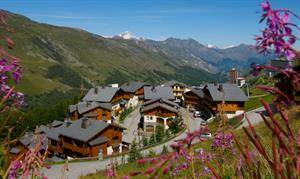 Les Montagnettes Le Hameau de la Sapiniere