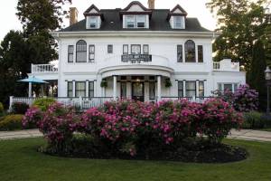 Mathis House, A Victorian Bed&Breakfast and Tea Room at 600 Main