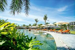 Bliss Hoi An Beach Resort