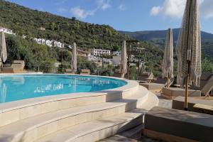 Enjoy Lichnos Bay Village