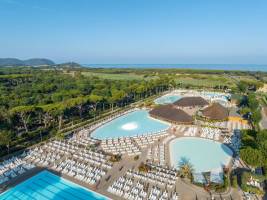 Hu Park Albatros Village