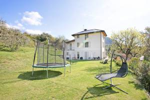 Ricomilla-Ulivo -Balcony, Garden & Priva