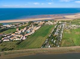 Camping Paradis - Le Grand R