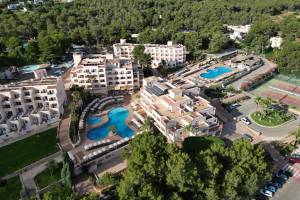 Fly & Go Invisa Figueral Resort