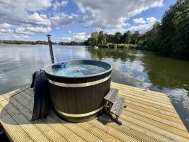 Houseboat Marina Mookerplas 4-6 persons (roof terrace and Hottub