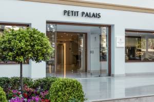 Mitsis Petit Palais Beach Hotel