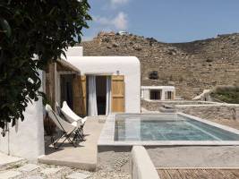 Nomad Mykonos Suites