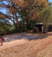 Camping mit Einheimischen in Carnoules, Provence-Alpes-Côte d’Az