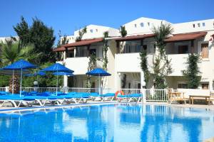 Summer Garden Suites & Beach