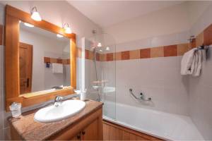 Arc 1950 Le Village 3p6p Classic