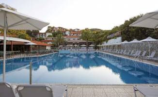 Aristoteles Holiday Resort & Spa