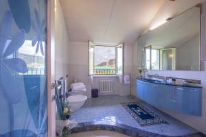 Villa Clara few km from the sea