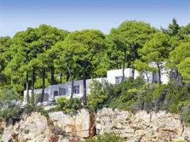 Marpunta Village Club