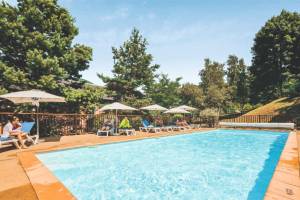 Les Trois Domaines 2p 4p