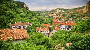 Fly & drive: ontdek de schatten van Bulgarije