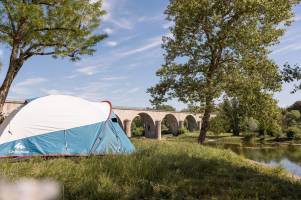 RCN la Bastide en Ardèche | Tentkampeerplaats met rivierzicht