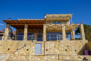 Maritinas Stone Apartment On The Beach