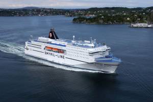 Smyril Line ferry Hirtshals - Torshavn