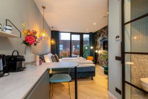 Hotelchique studio BRIES voor 2 personen met airco en privéterra