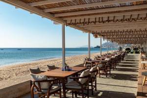 Le Meridien Al Aqah Beach
