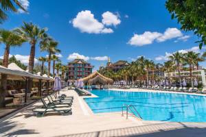 Siam Elegance Resort