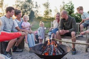 Luxus-Tipi in den grünen Kempen (eigene Sanitäranlagen)