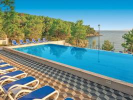 Gava Waterman Milna Resort