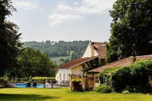 Chateau Prayssac - Bakkershuis vrijstaand huis met zwembad