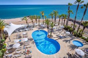 Caprici Beach Hotel & Spa