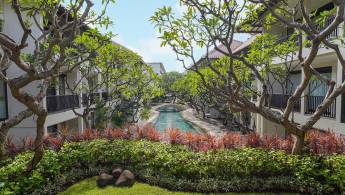 Away Bali Legian Camaklia